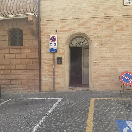 Lella's Haus Lejlighed Monte San Pietrangeli